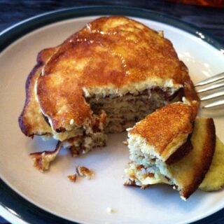 A Paleo Breakfast: 2-Ingredient Pancakes