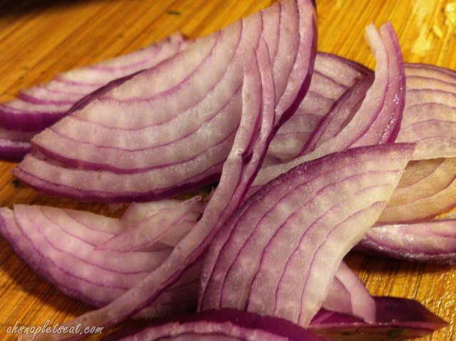 Sliced Red Onions
