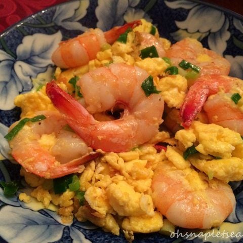 Chinese Stir Fry Shrimp with Eggs (蝦仁炒蛋)