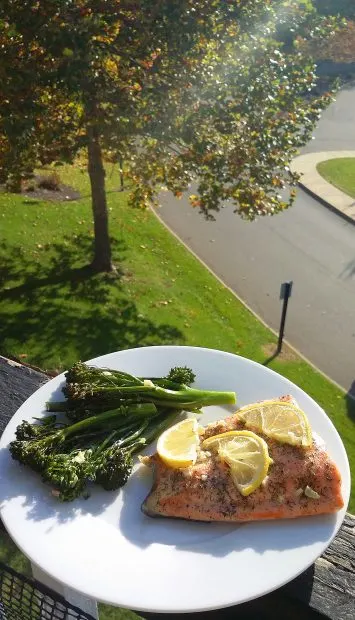 Oven Roasted Salmon and Broccolini