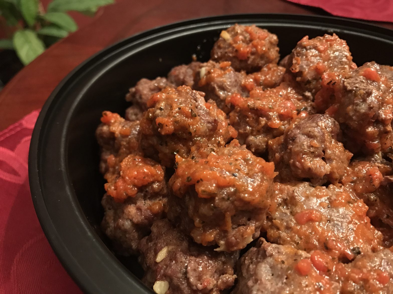 Delicious Paleo Sriracha Meatballs Grain Free Gluten Free