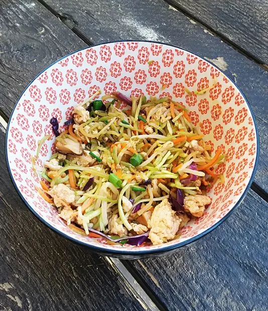 Paleo Chicken Egg Roll in a Bowl