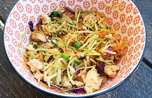 Paleo Chicken Egg Roll in a Bowl