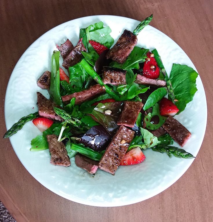 Steak and Strawberry Salad with Balsamic Vinaigrette