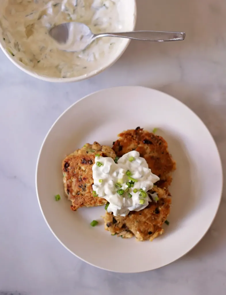 keto salmon patties with cucumber dipping sauce