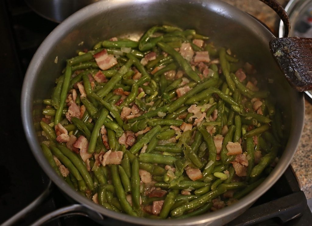 Keto Smothered Green Beans