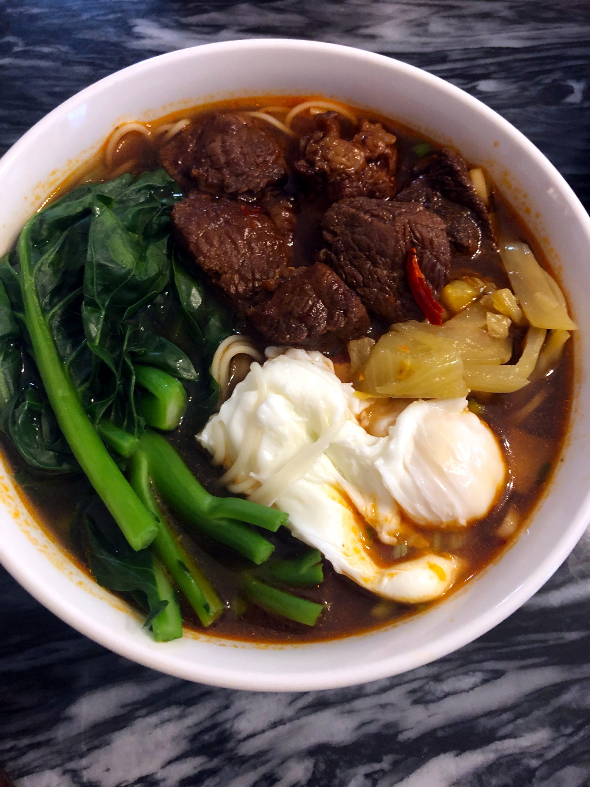 Taiwanese Beef Noodle Soup (Hong Shao Niu Rou Mian 紅燒牛肉麵) • Oh Snap ...