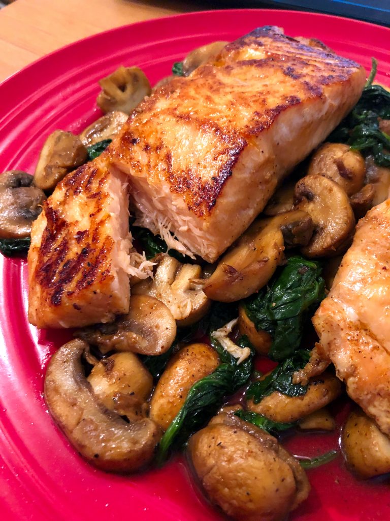 Pan Seared Salmon with Spinach and Mushrooms