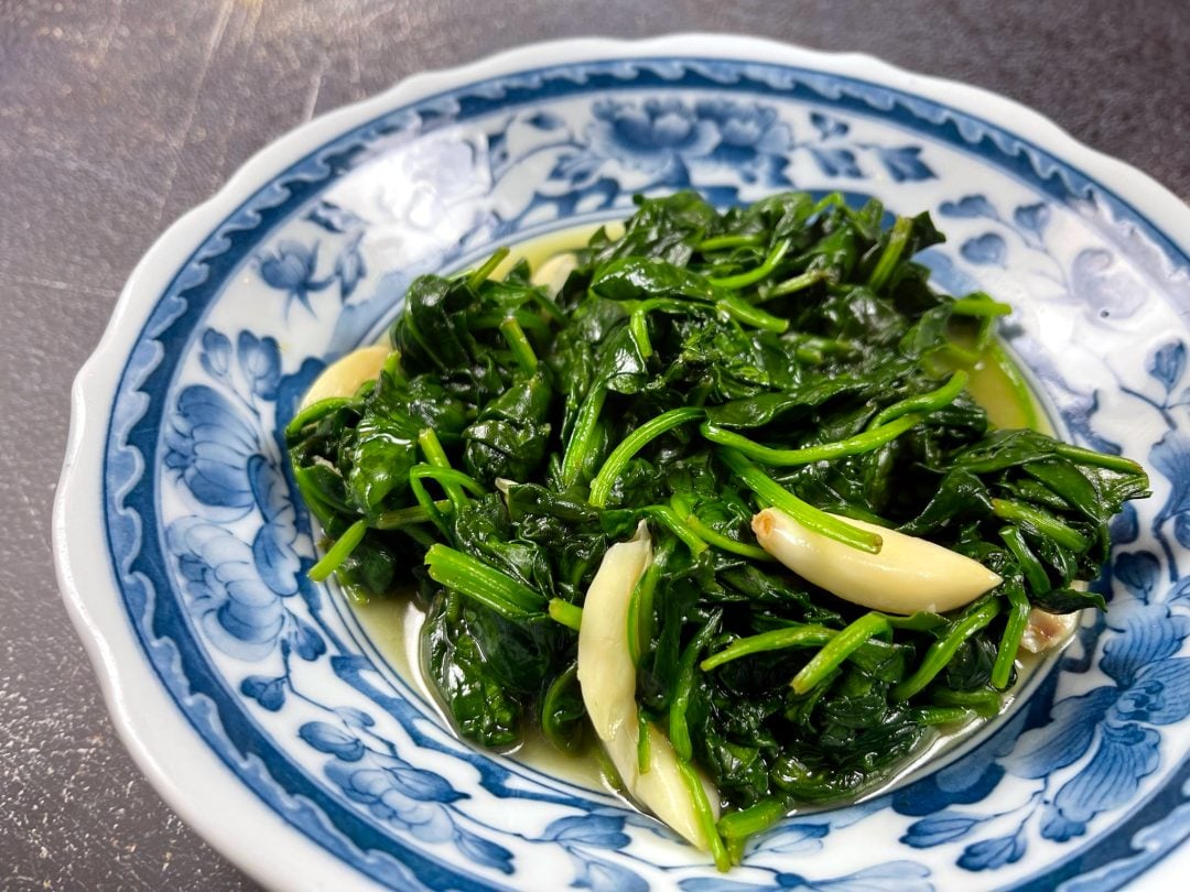 Stir Fry Spinach with Garlic • Oh Snap! Let's Eat!