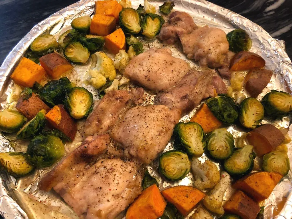 Efficient Chicken Roast with Veggies using Happycall Double Pan