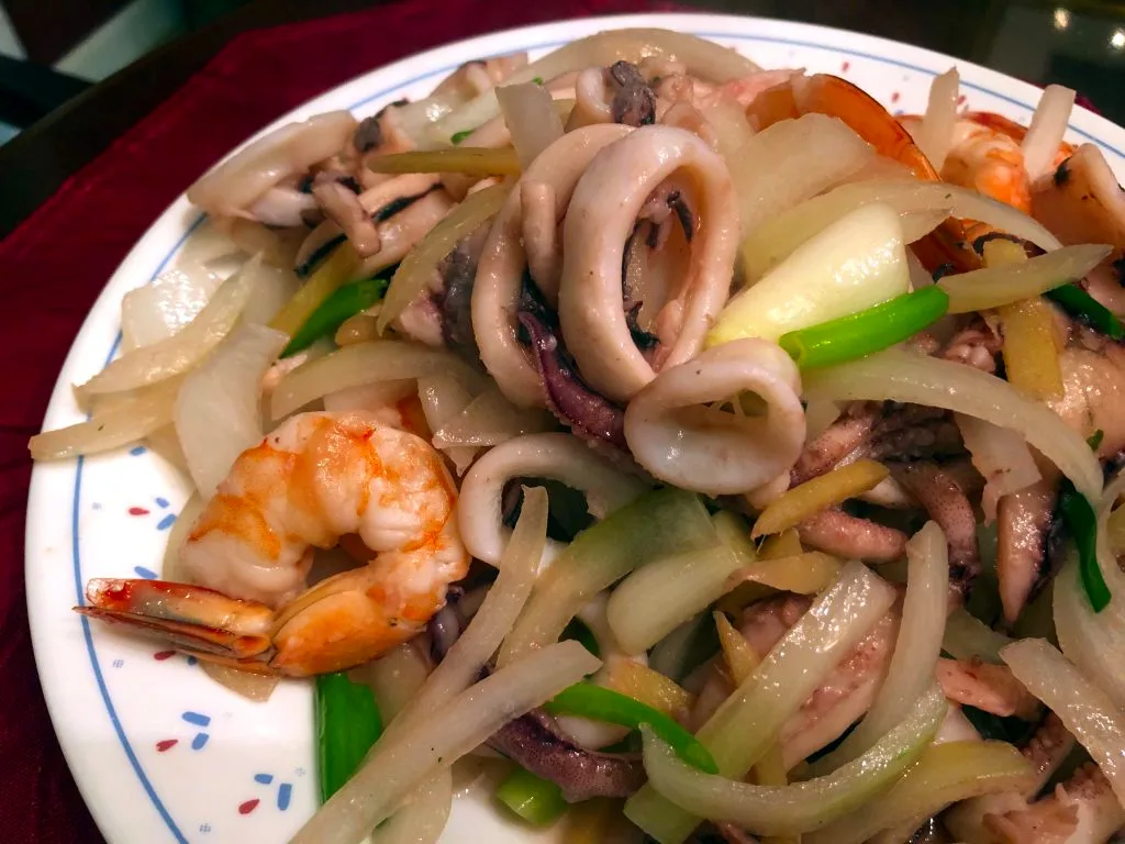Chinese Seafood Stir Fry with Shrimp and Squid