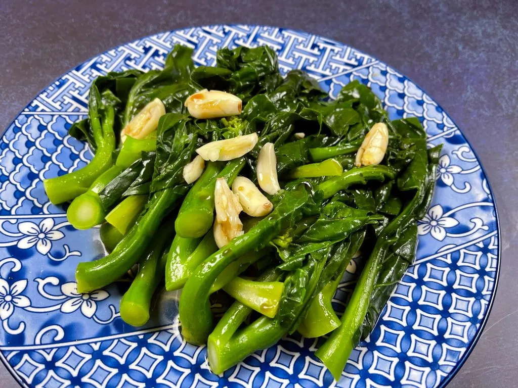 Chinese Broccoli Recipe with Sesame Soy Sauce 