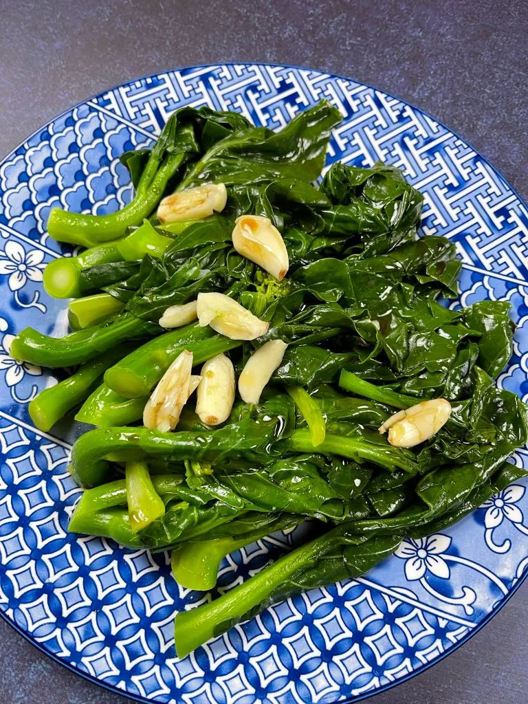 Chinese Broccoli Recipe with Sesame Soy Sauce 