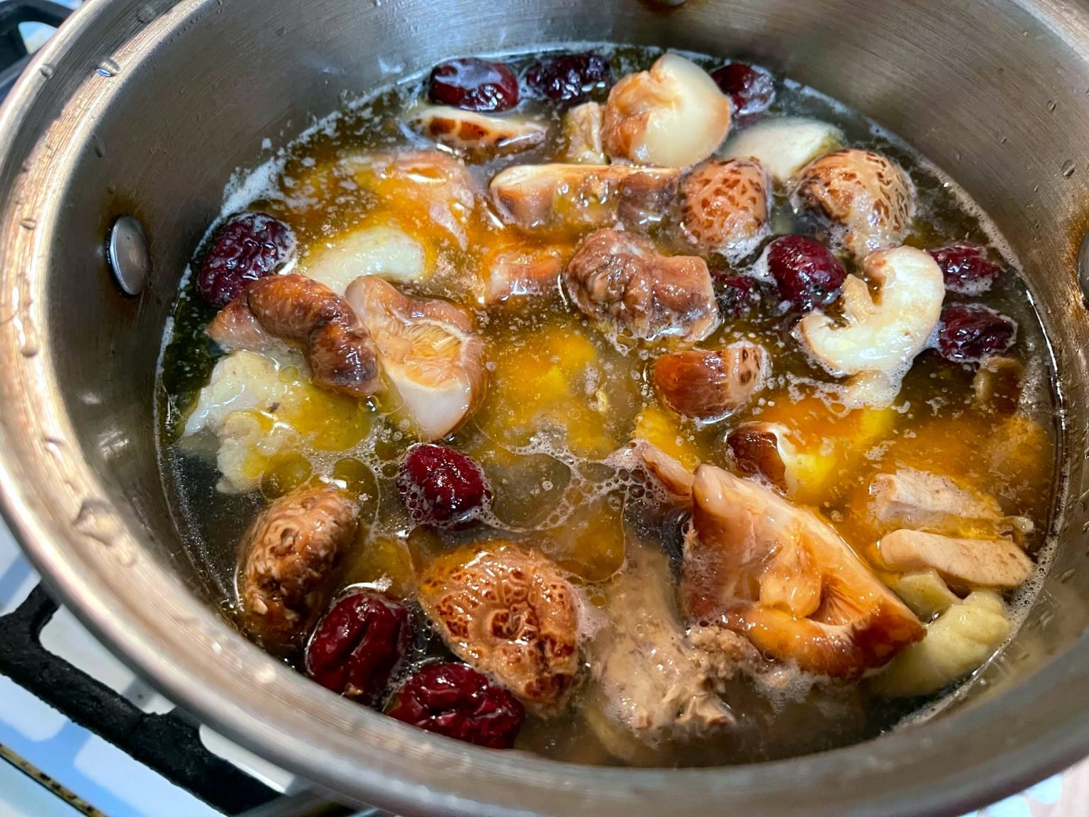 Sesame Oil Chicken Recipe (Ma You Ji 麻油雞) • Oh Snap! Let's Eat!