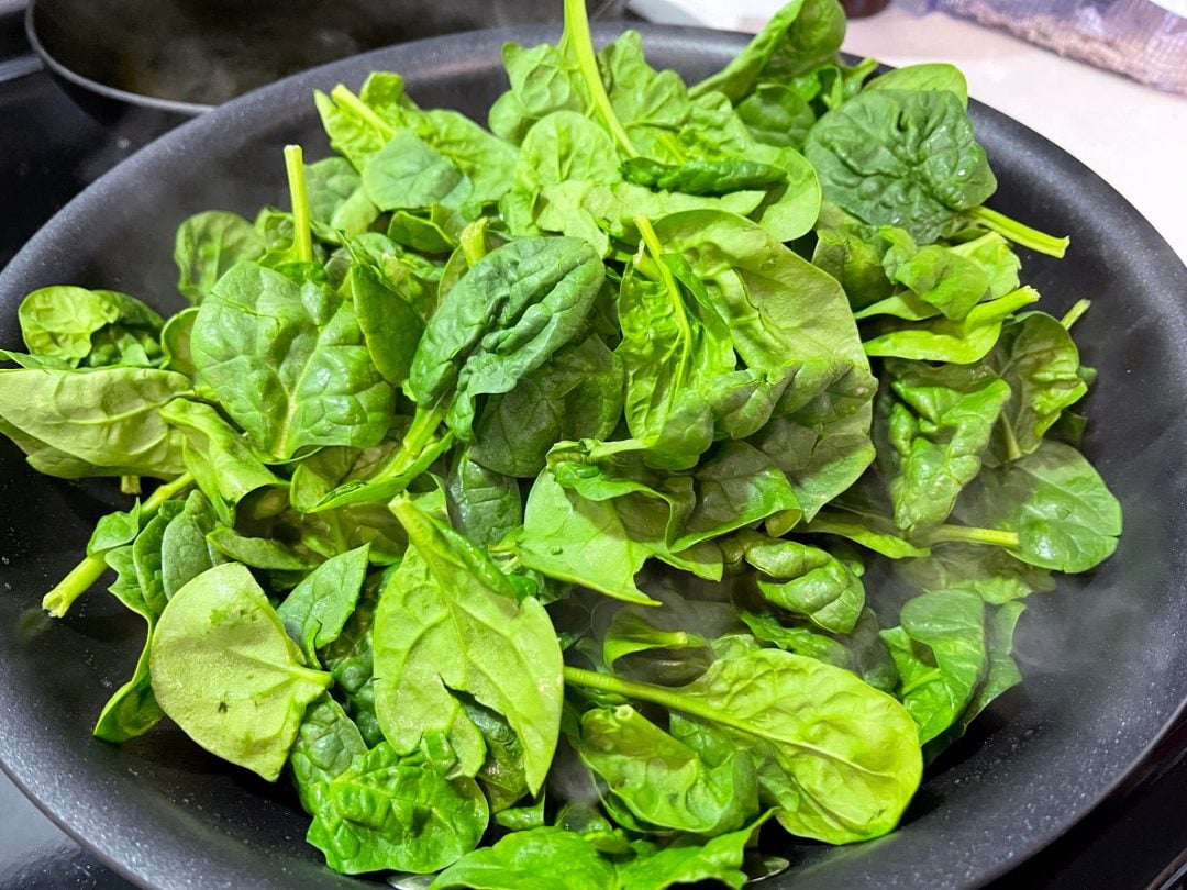 Stir Fry Spinach and Mushrooms • Oh Snap! Let's Eat!