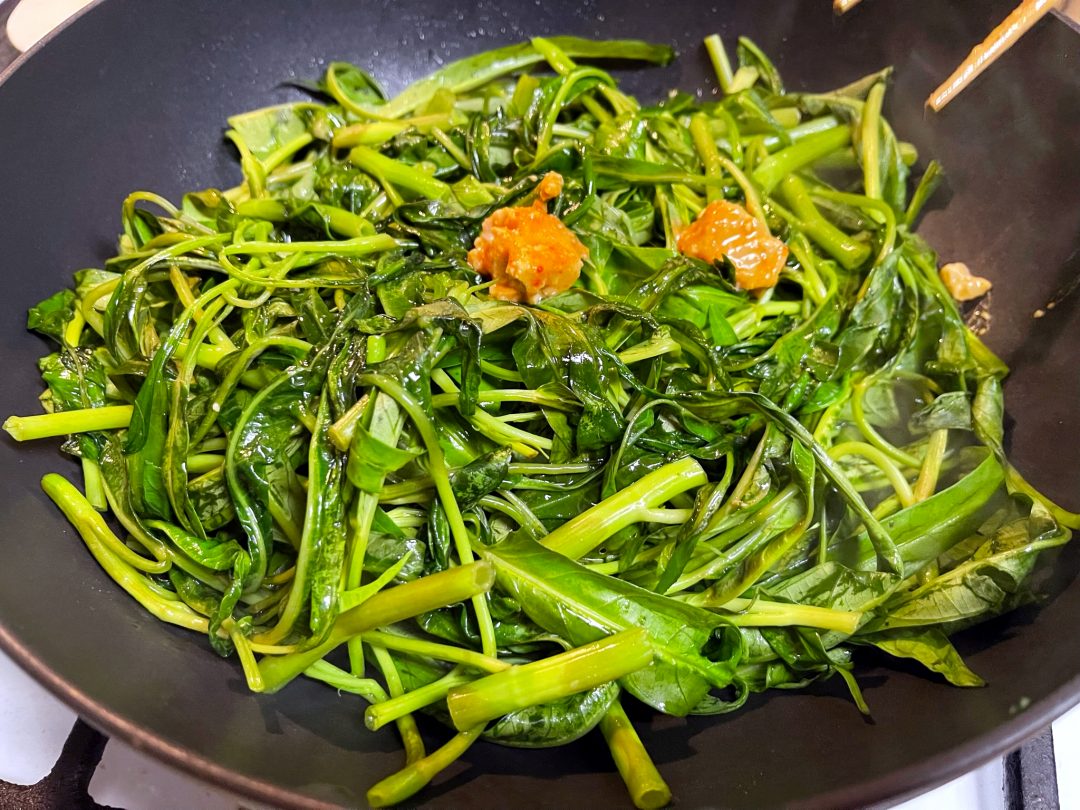 Stir Fry Water Spinach Recipe • Oh Snap Lets Eat 6061