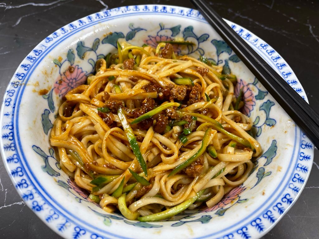 Zha Jiang Mian Recipe (Chinese Fried Sauce Noodles) • Oh Snap! Let's Eat!