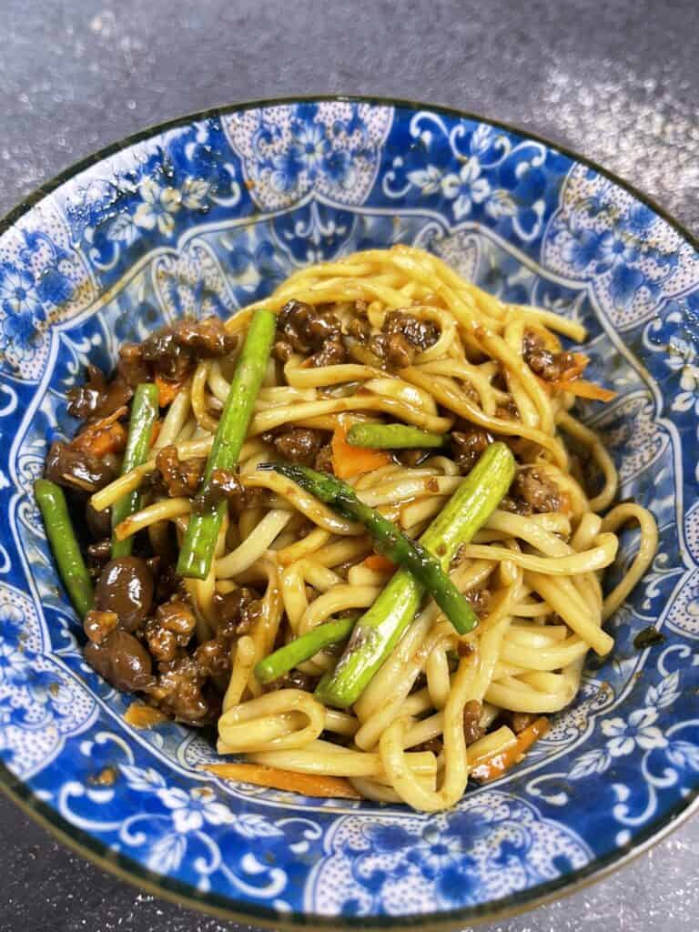 Zha Jiang Mian (Zhajiangmian) - Chinese Pork Noodles with Fried