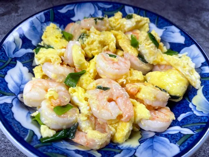 Chinese Stir Fry Shrimp with Eggs (蝦仁炒蛋)