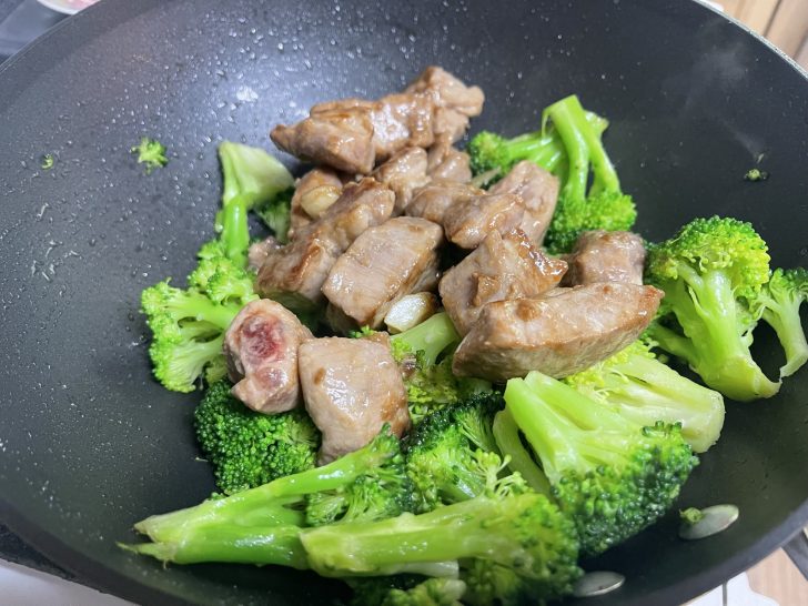 Broccoli Pork Stir Fry • Oh Snap! Let's Eat!