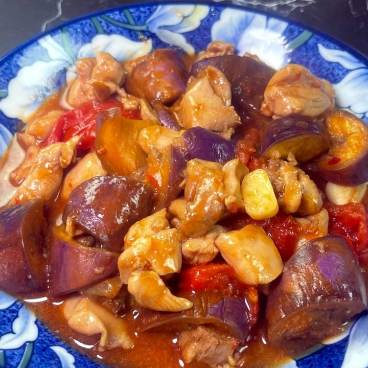 Chicken Stir Fry with Eggplant and Tomatoes