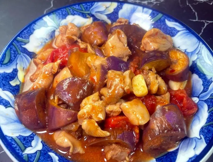 Chicken Stir Fry with Eggplant and Tomatoes
