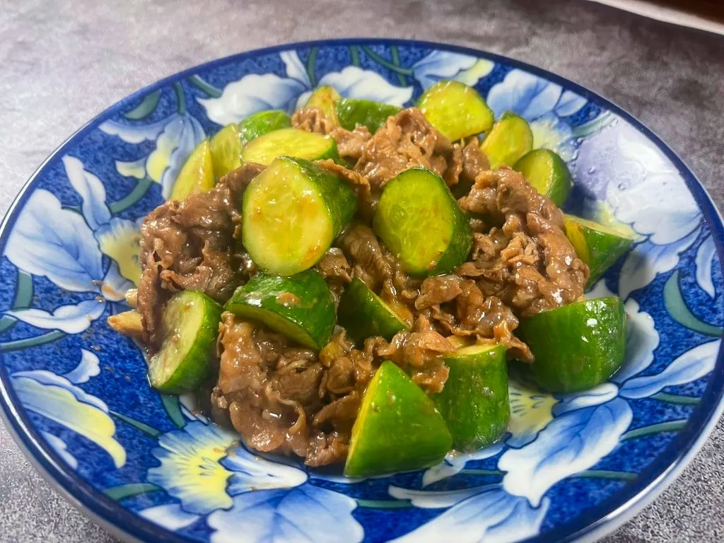 Beef cucumber stir fry