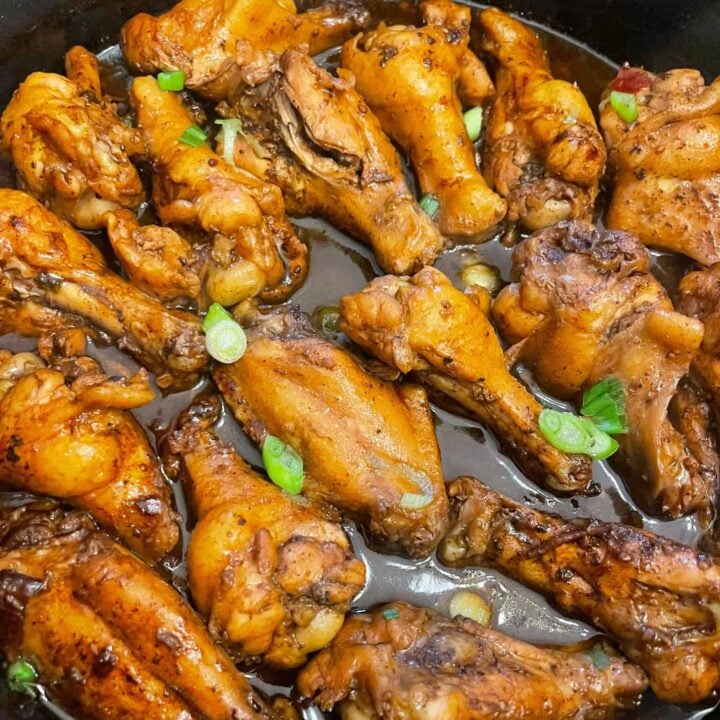 Red Braised Chicken Wings