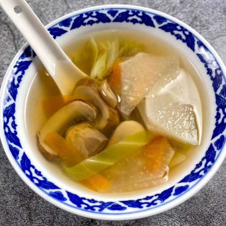 vegetable dashi soup