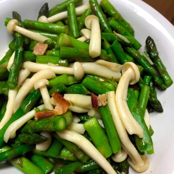 Asparagus and Beech Mushroom Stir Fry